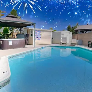 Orchard Disneyland 5 Bedroom Pool Villa