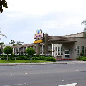 Hotel Queens, Anaheim