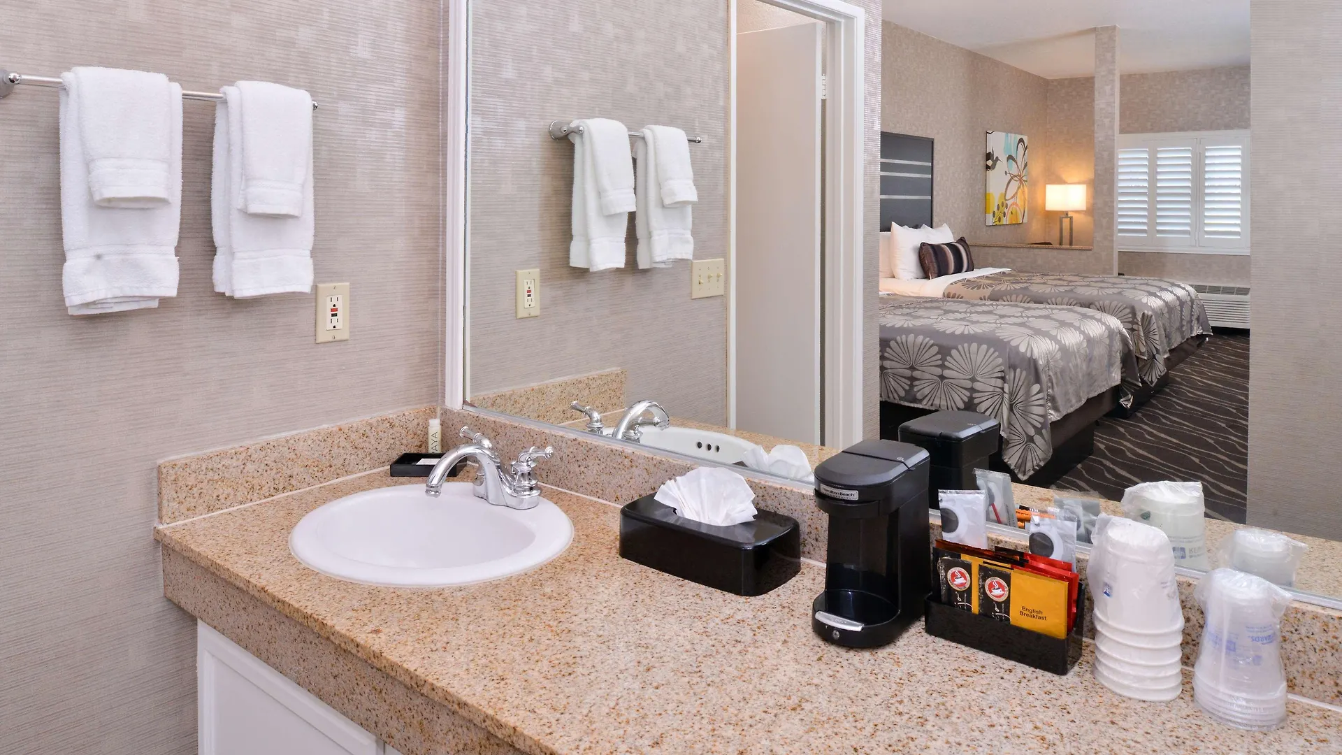 מלון אנהיים Best Western Plus Park Place Inn - Mini Suites