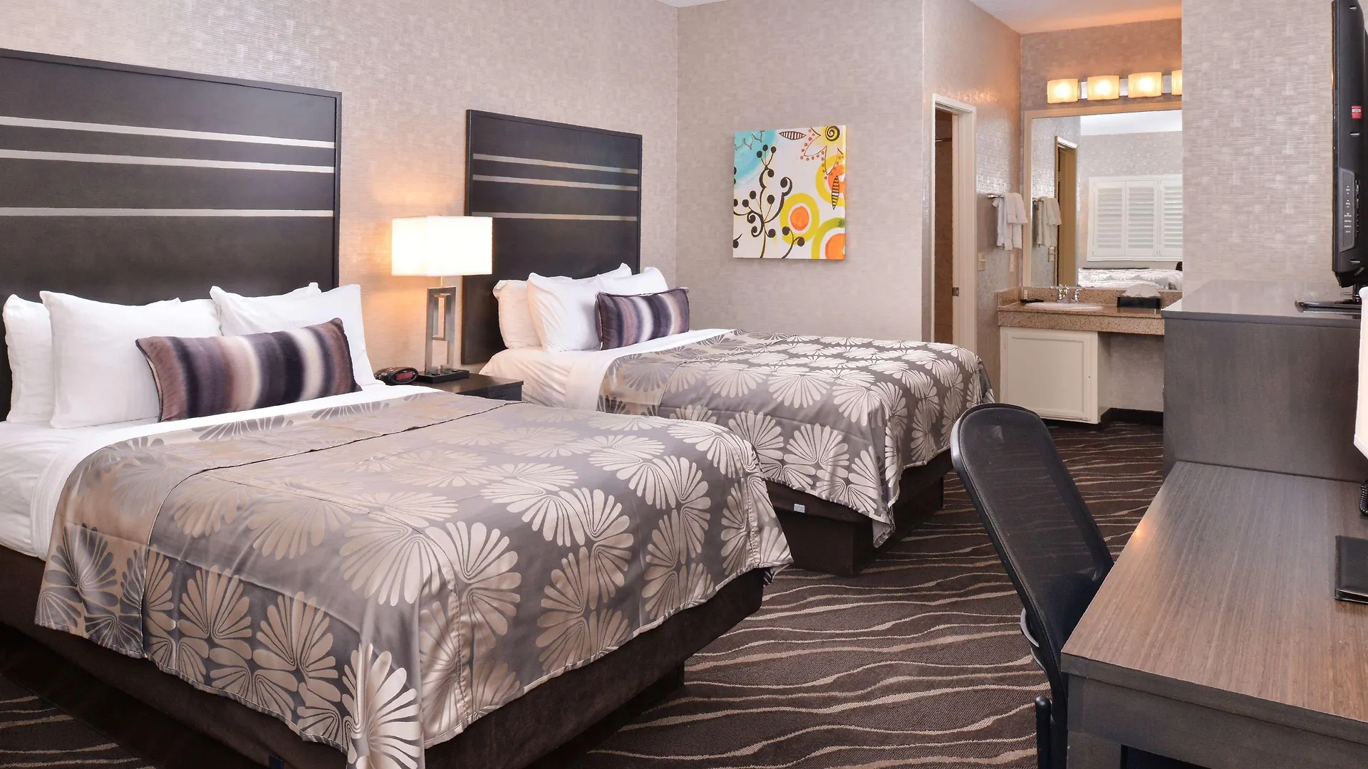אנהיים Best Western Plus Park Place Inn - Mini Suites מלון