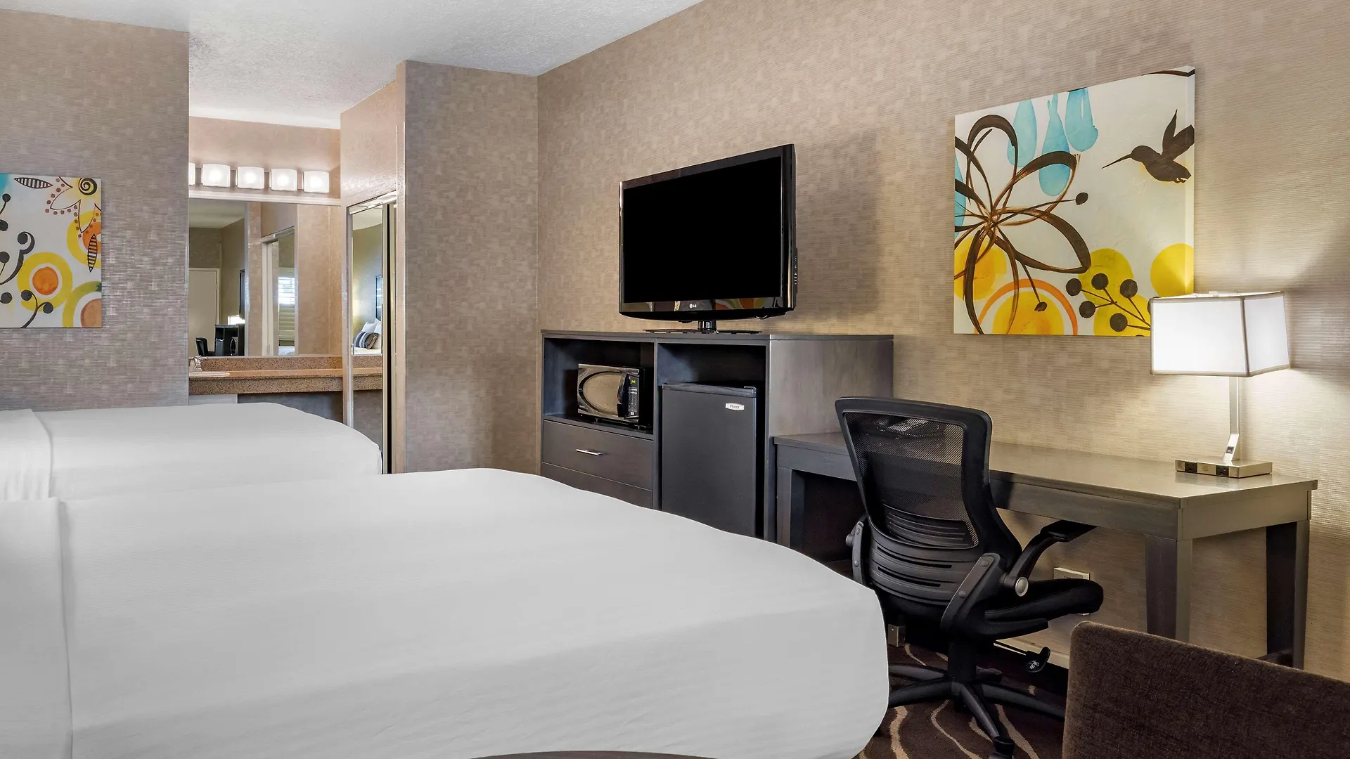 אנהיים Best Western Plus Park Place Inn - Mini Suites