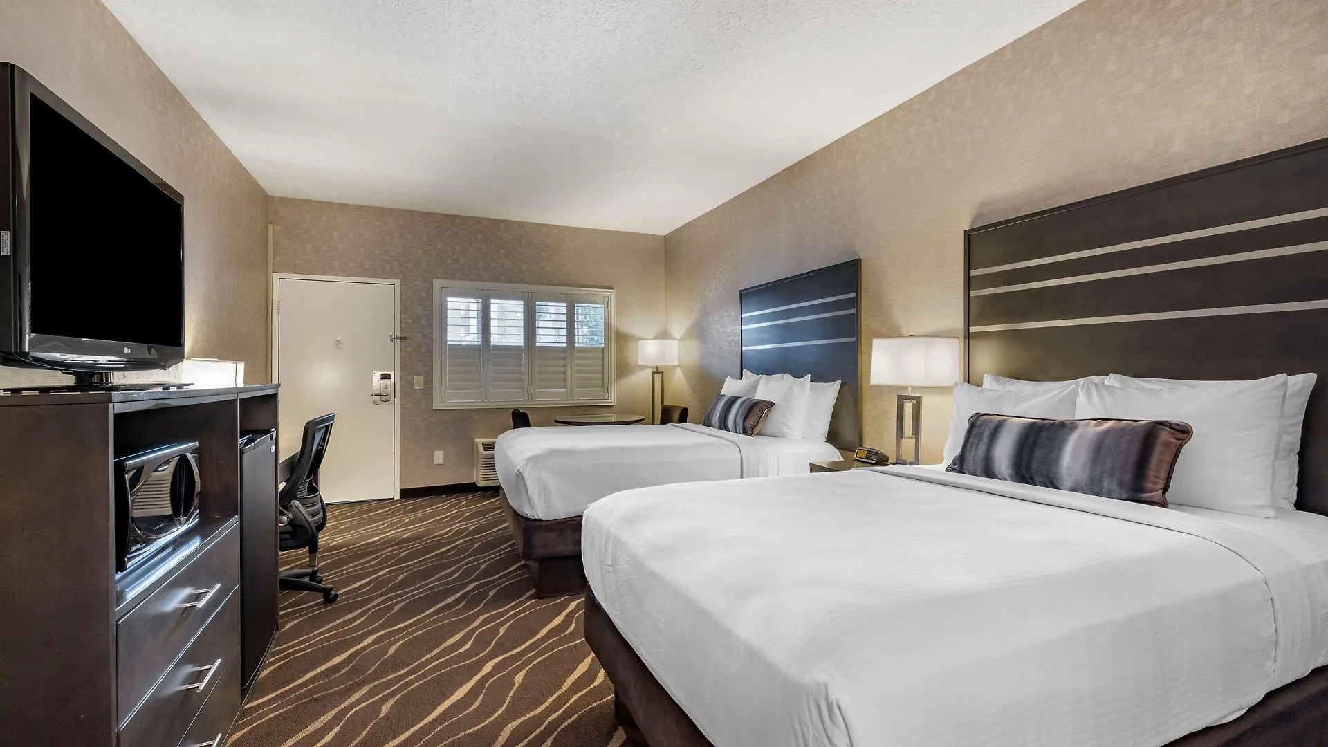 אנהיים Best Western Plus Park Place Inn - Mini Suites